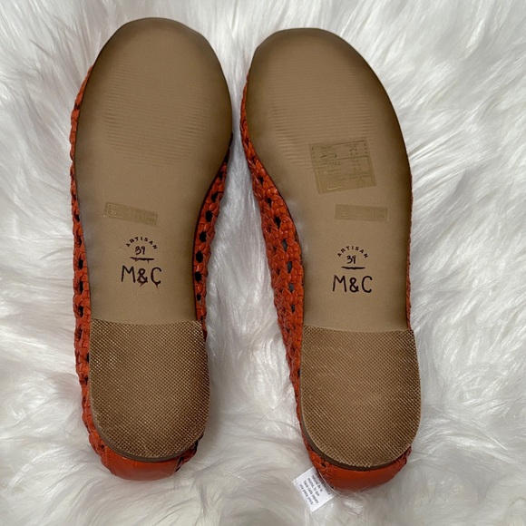 Musse & Cloud Women's Brick Red Woven Flats - Picture 2 of 2